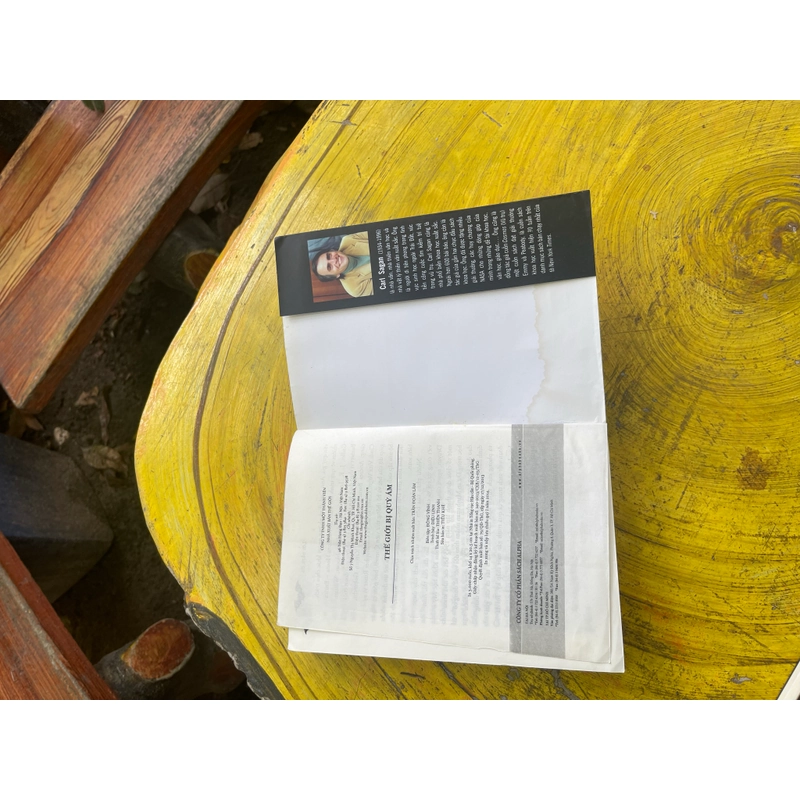 Thế giới bị quỷ ám- khoa học như ngọn nến trong đêm- Carl Sagan 538957
