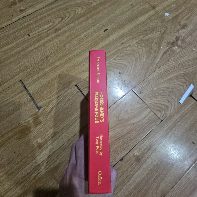 Horrid Henry's Fearsome Four Giá 30k  602675