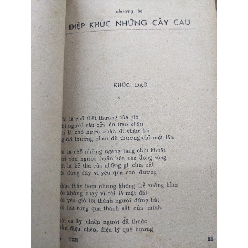 Từ chiến hào tới thành phố thơ - Hữu Thỉnh 124587