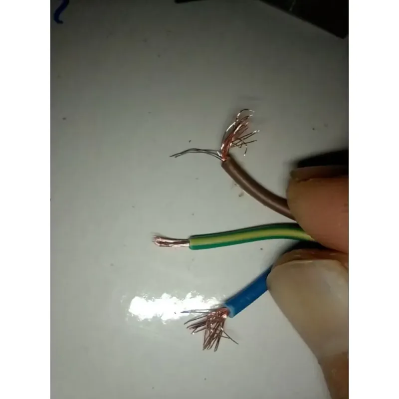 Dây nguồn 3 chấu jack bông mai của adaptor pc/laptop.... 752828