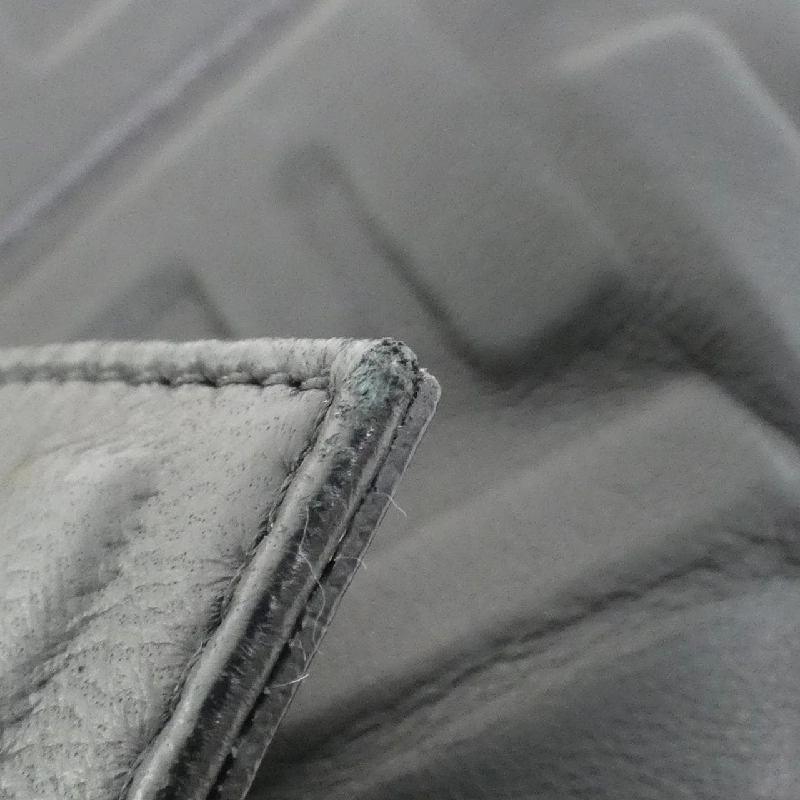 Túi đeo vai Fendi Baguette 8BR600 A72V 611652