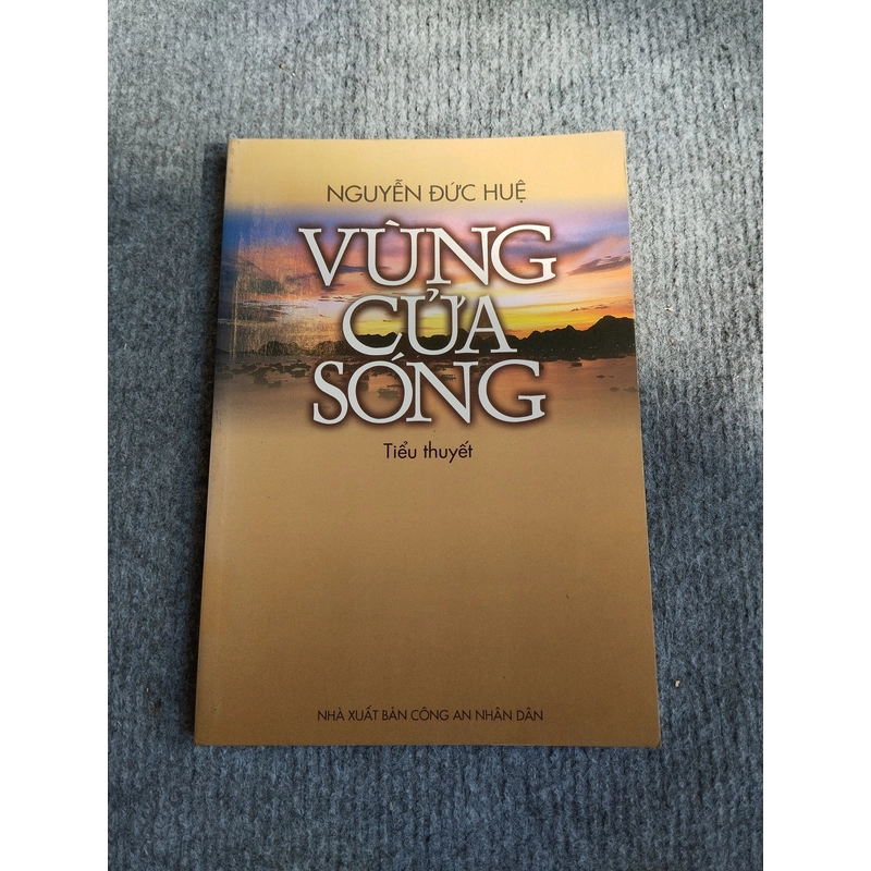 VÙNG CỬA SÓNG - NGUYỄN ĐỨC HUỆ 548186