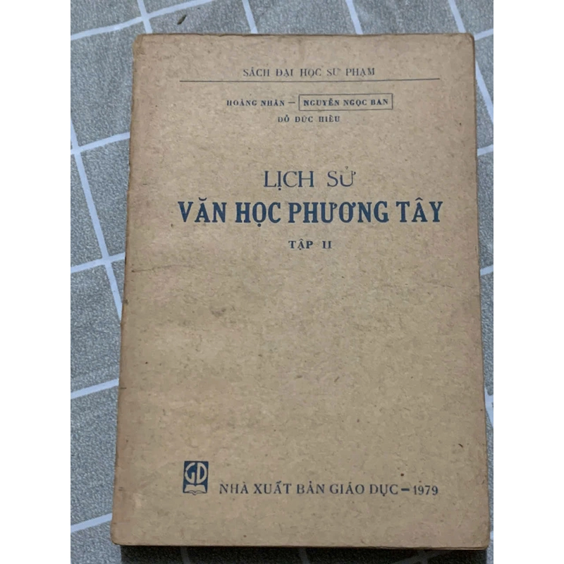 LỊCH SỬ VĂN HỌC PHƯƠNG TÂY TẬP 2 - 1979 543744