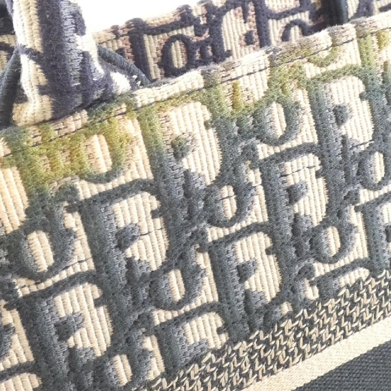 Túi xách Dior Oblique Dior Book Tote nhỏ M1265ZRIW 608484