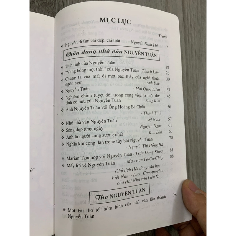 Sách đến với nguyễn tuân. 999 471207