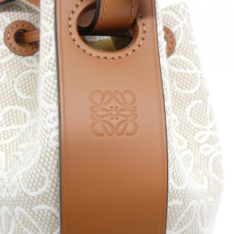 Túi Loewe Balloon Anagram Nhỏ A710C31X41 617387