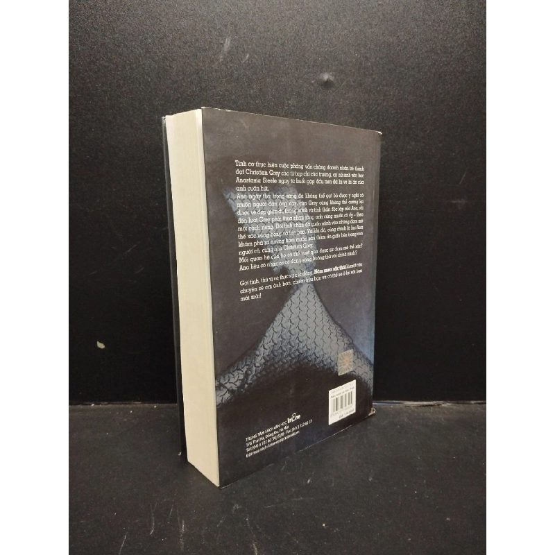 Năm mươi sắc thái 1 Xám 2014 E L James mới 80% tróc gáy HCM2103 văn học 913663