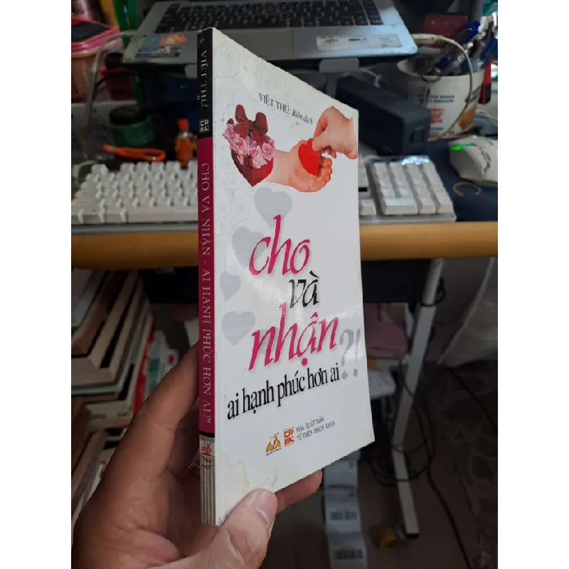 Cho và nhận ai hạnh phúc hơn ai? mới 80% ố ẫm 2014 KỸ NĂNG HCM2908 Blogmeo21025 582706