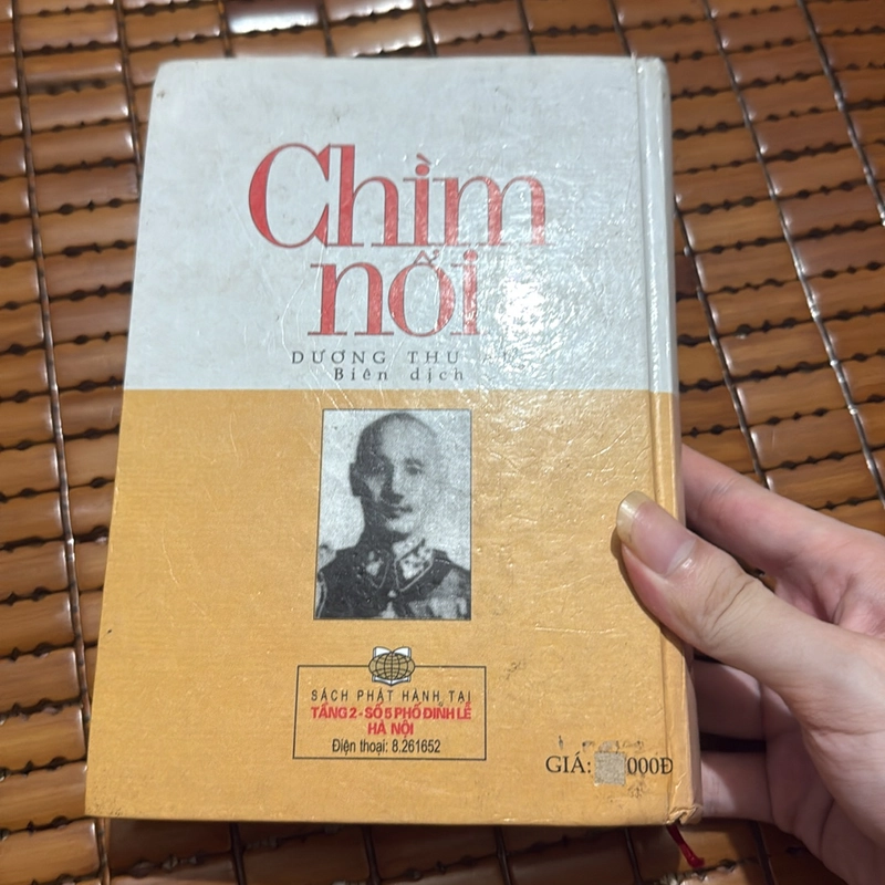 Chìm nổi - sách viết về Tưởng Giới Thạch 530970