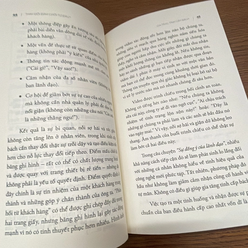 Thay đổi đâm chồi từ đâu? John P. Kotter 357965