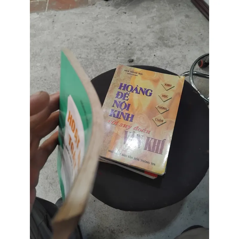 Hoạt nhân toát yếu ( Quân dân y, thú y và dưỡng sinh )  1023883