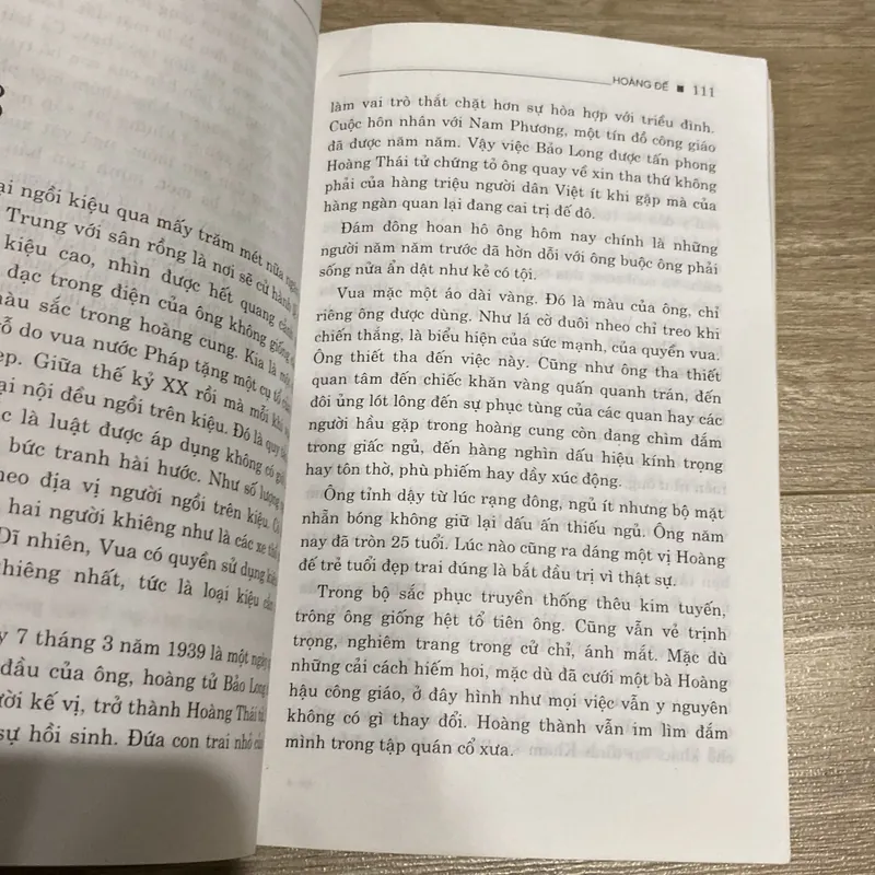 BẢO ĐẠI HAY NHỮNG NGÀY CUỐI CÙNG CỦA VƯƠNG QUỐC AN NAM (XB 2007) 739018