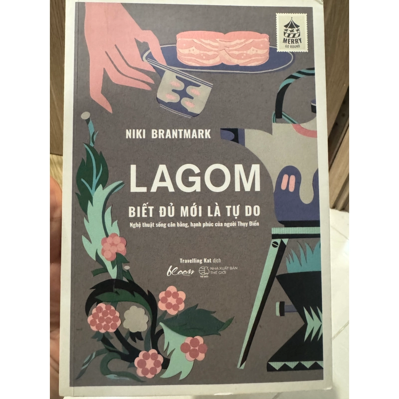 Sách kỹ năng sống + Lagom Biết đủ mới là tự do + TG: Niki + mới 98% 367280