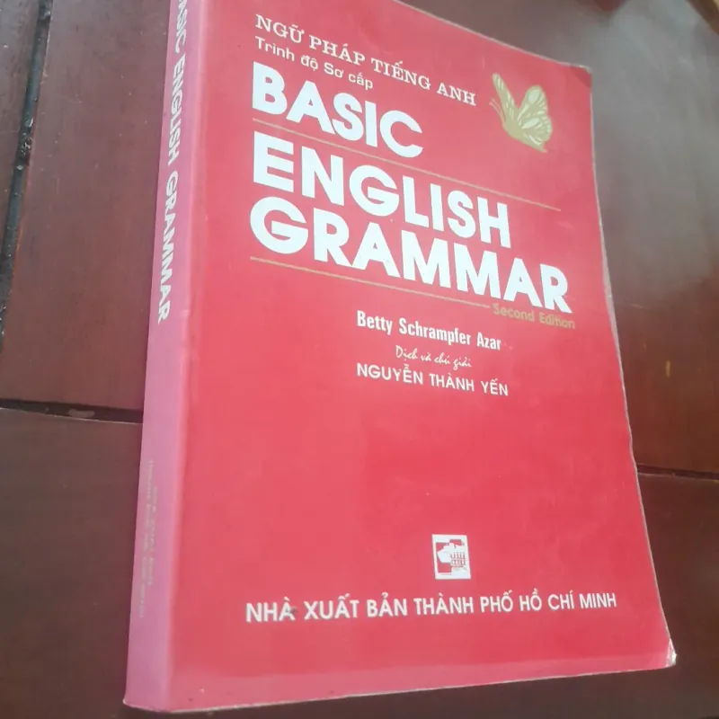 Betty Schrampfer Azar - BASIC ENGLISH GRAMMAR 931063