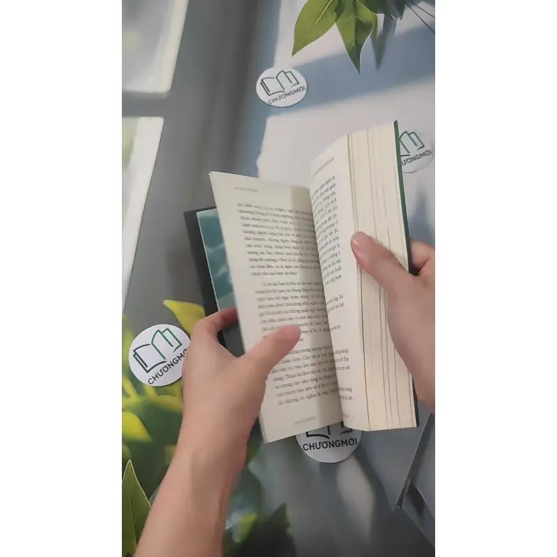 Ngọc Sáng Trong Hoa Sen - John Blofeld & Nguyên Phong 961212