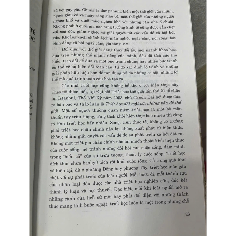 TRIẾT HỌC TRONG KỶ NGUYÊN TOÀN CẦU 537950