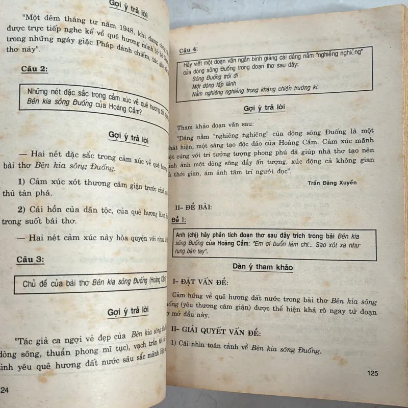 Kiến thức cơ bản văn học 12 990402