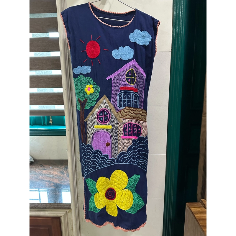 Đầm thêu size M (53kg) 507284