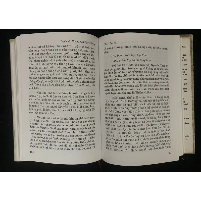 Hoàng Phủ Ngọc Tường Tuyển Tập- Tập 3 1023308