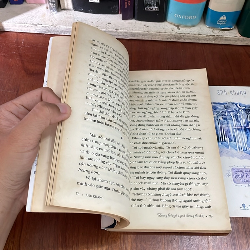 II Tựa sách: Đường Hai Ngả Người Thường Thành Người Lạ - Anh Khang - 2015 536733