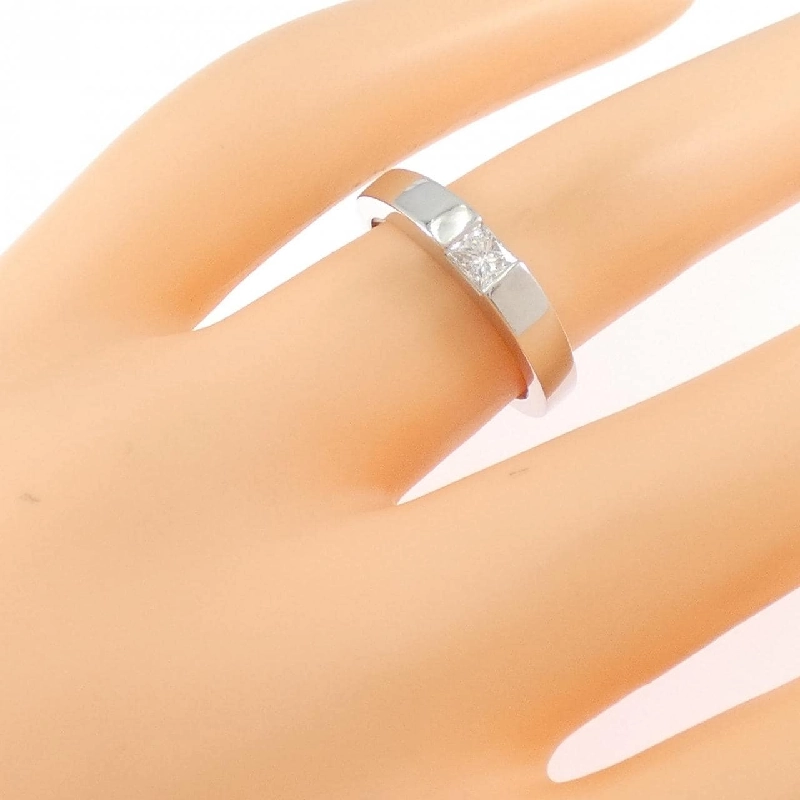 Nhẫn Cartier Tank 0.25CT - Hàng hiệu Chính hãng 832613