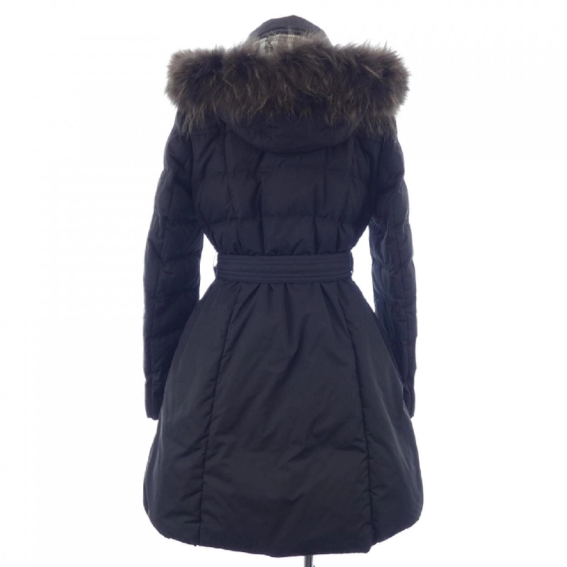 Áo khoác lông vũ BURBERRY BLUE LABEL 628371