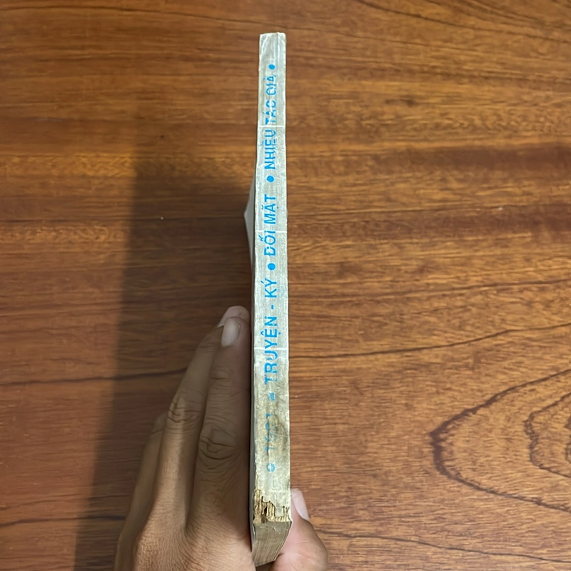 II Truyện, Ký: Đối Mặt - Nhiều Tác Giả - 1991 502572