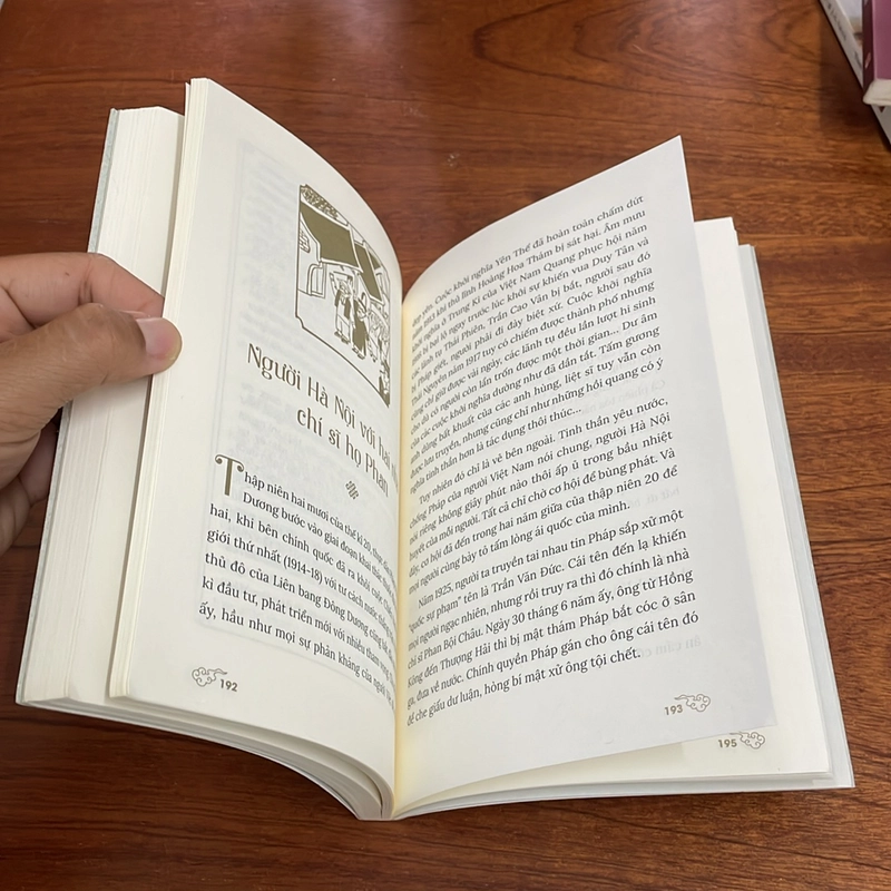 II Thăng Long Kinh Kì, Kẻ Chợ (Hà Nội Thời Cận Đại) - Nguyễn Huy Thắng, Nguyễn Quốc Tín 500023