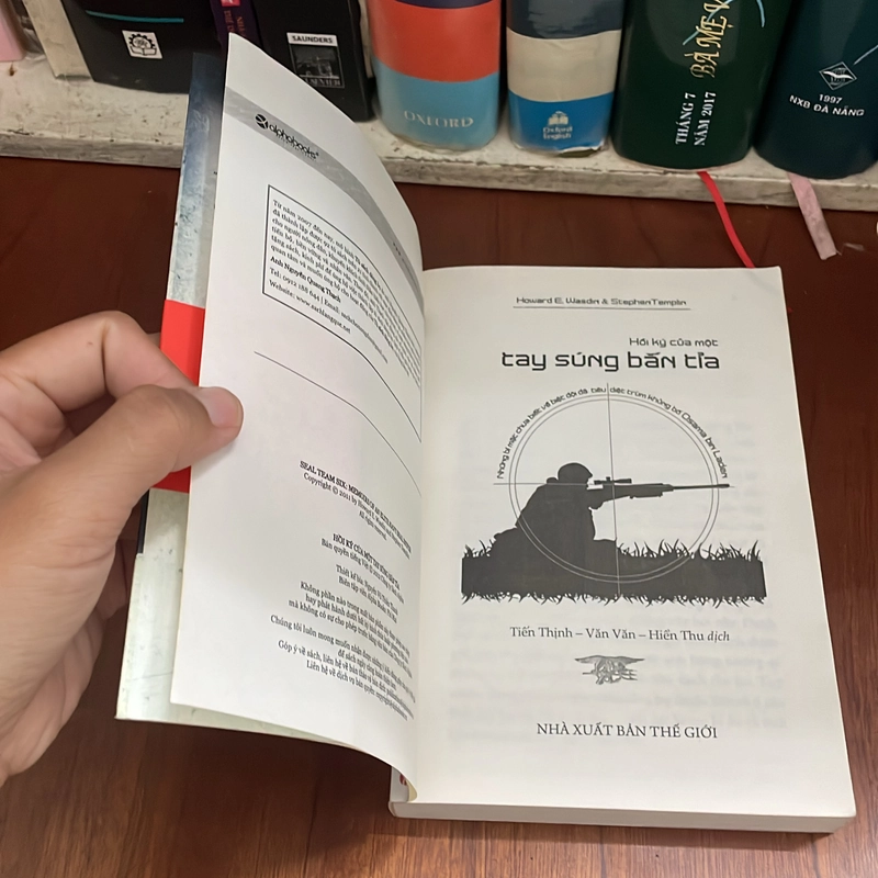 II Tựa sách: Hồi Ký Của Một Tay Súng Bắn Tỉa - HOWARD E. WASDIN, STEPHEN TEMPLIN - 2012 549839