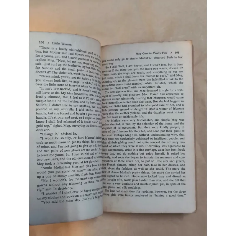 Little Women - Louisa May Alcott 999829