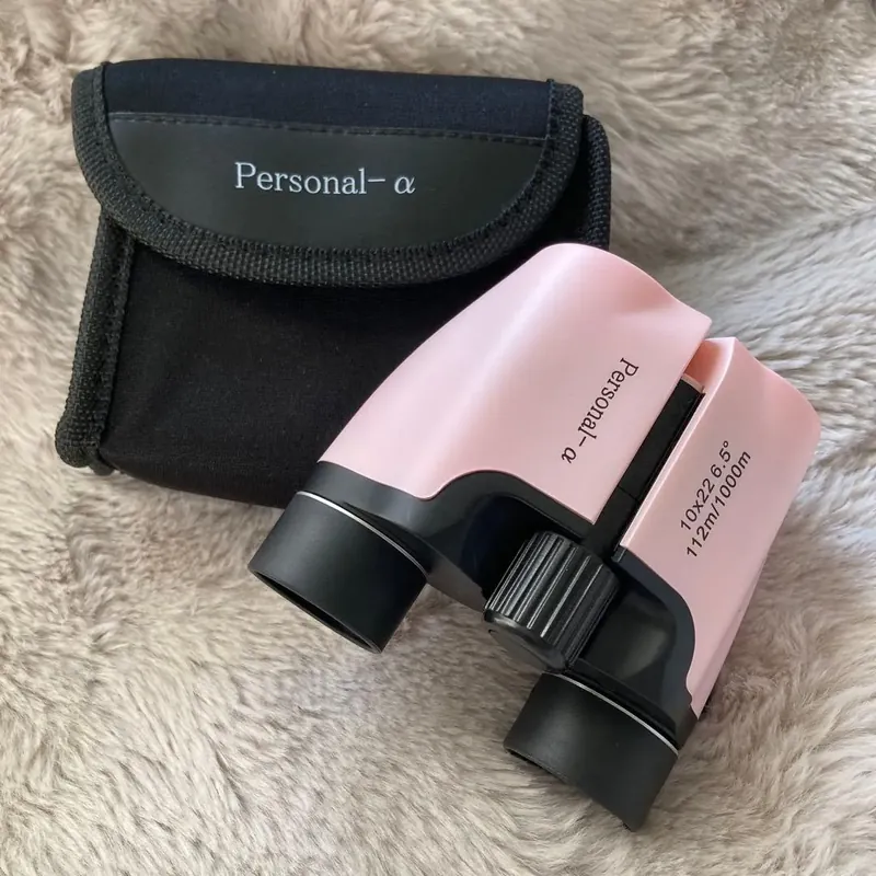Ống nhòm Personal-α 10x màu hồng có túi và dây đeo 601759