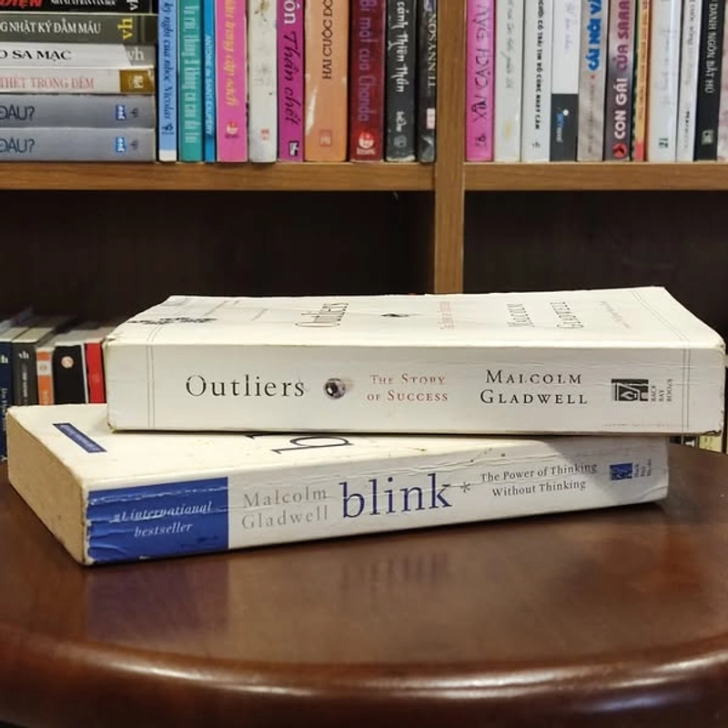 Blink + Outlier - Malcolm Gladwell 460182