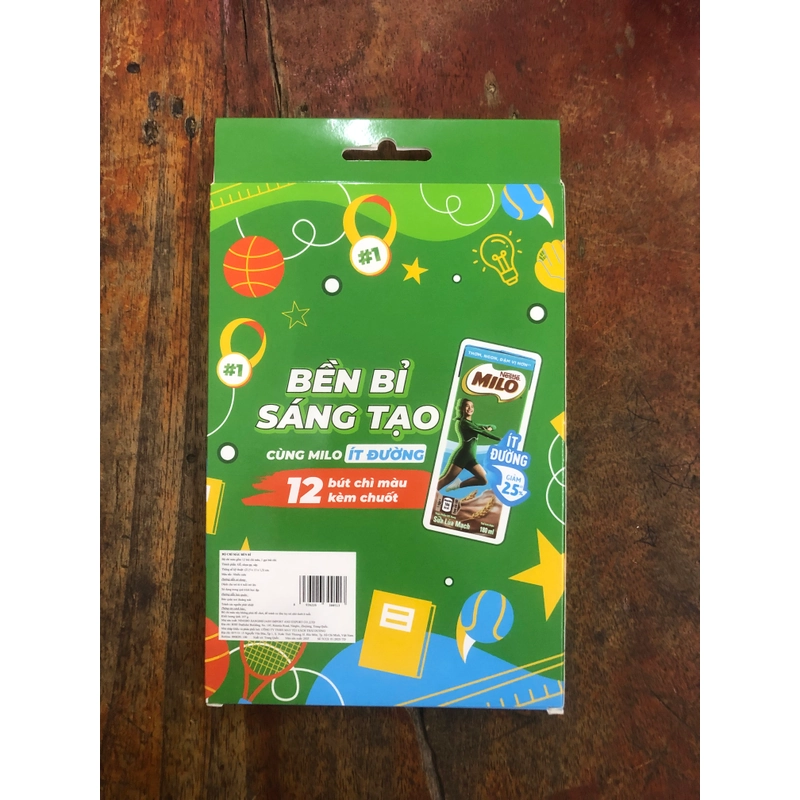 Bút chì màu và xoáy bút MILO 447597