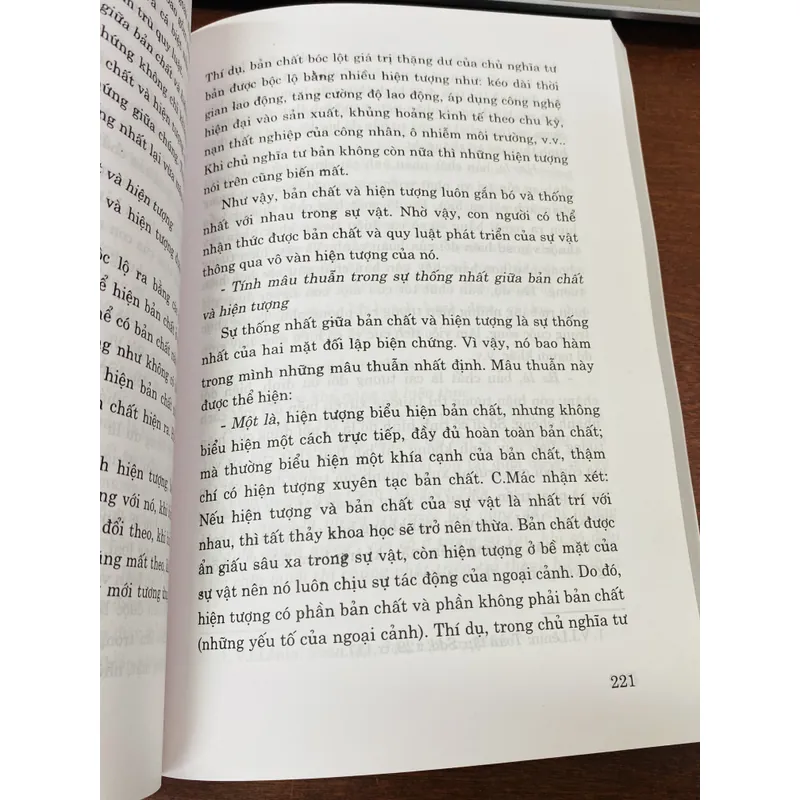 NHỮNG VẤN ĐỀ CƠ BẢN VÀ CẤP BÁCH CỦA TRIẾT HỌC MÁC XÍT  602978