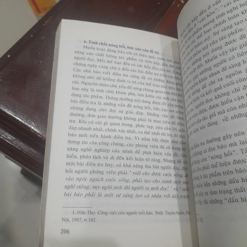 Trần Quang - CÁC THỂ LOẠI CHÍNH LUẬN BÁO CHÍ 357097