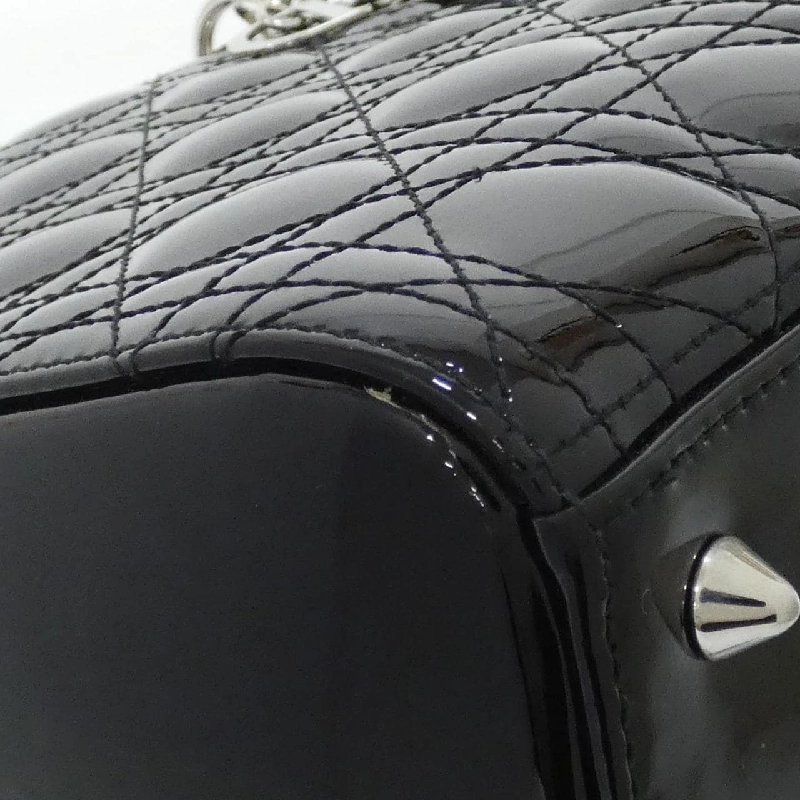 Túi Christian Dior Lady Dior Medium M0565PWCB - Hàng hiệu Chính hãng 770060