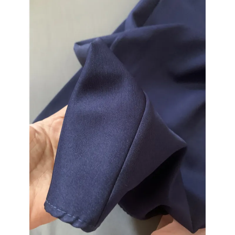 Đầm đi tiệc. Màu xanh navy. Met58 mặc dài tới cổ chân.  893588