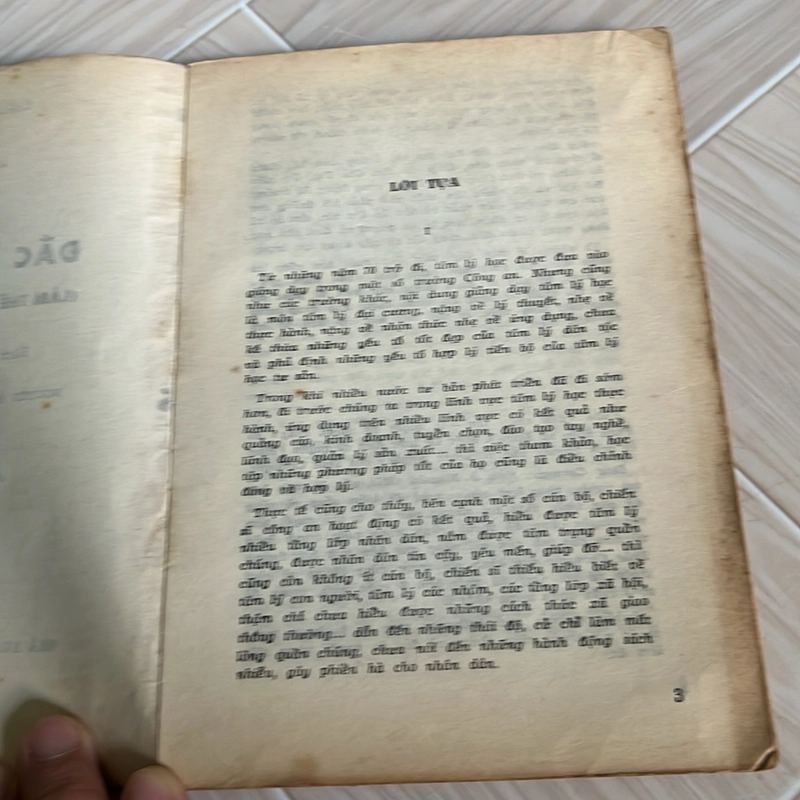 Sách “Đắc nhân tâm-làm thế nào để có nhiều bạn” 497317