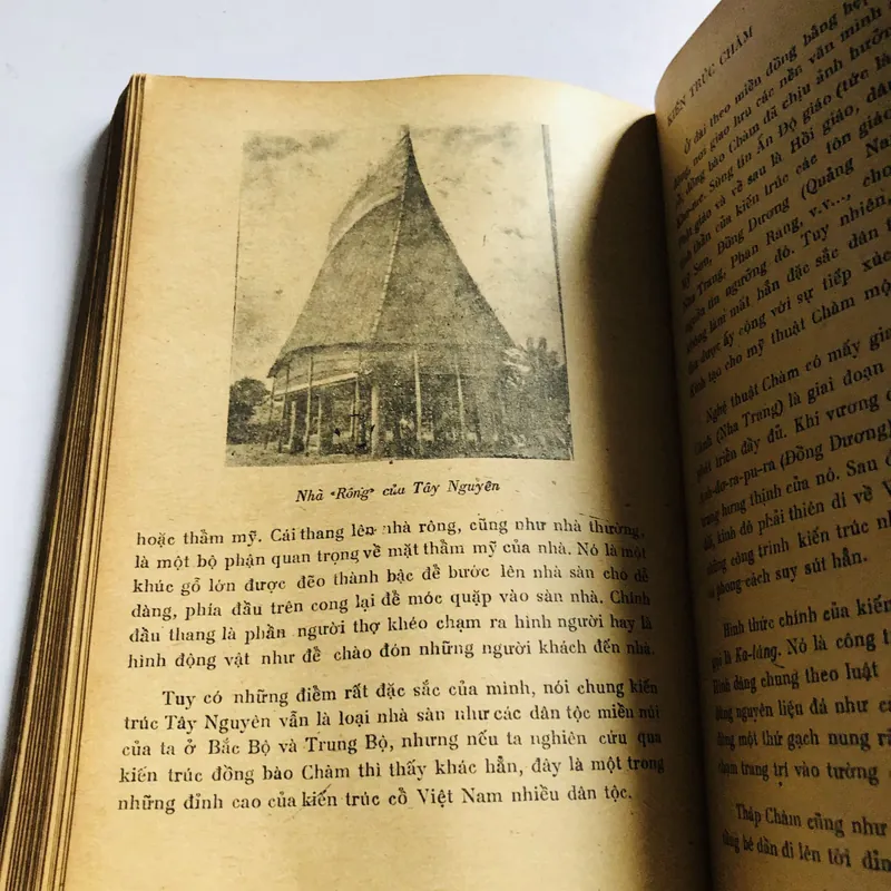 📖 MỸ THUẬT VIỆT NAM (Nguyễn Phi Hoanh) 571065