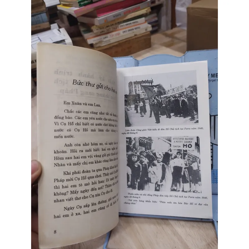 Sách: Hồ Chủ Tịch ở Pháp năm 1946 (B2) 799674