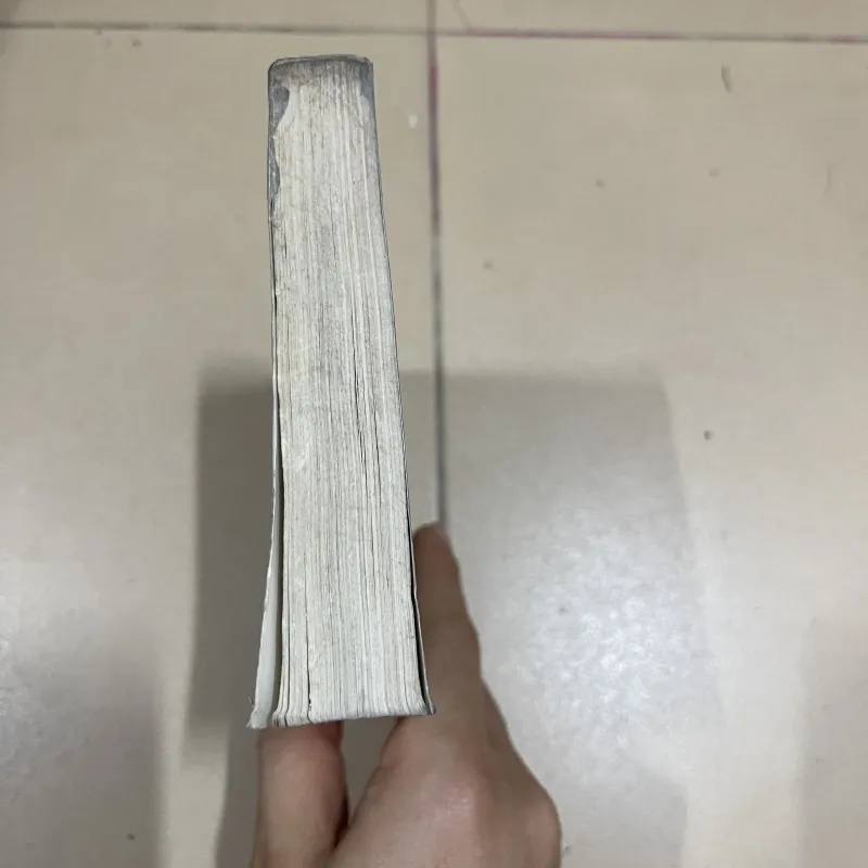 Chiếc áo mộng mơ - Quỳnh Dao (c47) 933338