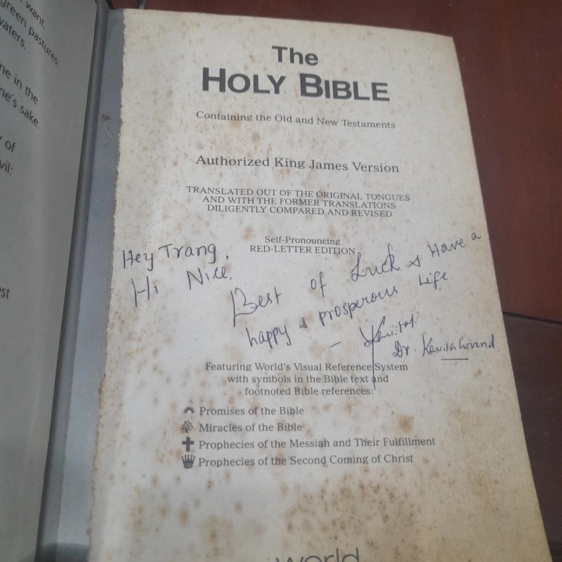 HOLY BIBLE (Old and New Testaments) 527361