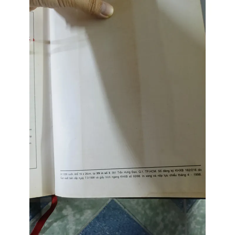 Côn Đảo ký sự và tư liệu - Phạm Văn Đồng, Nguyễn Văn Linh, Trần Trọng Tân, Nguyễn Thọ Chân 708916