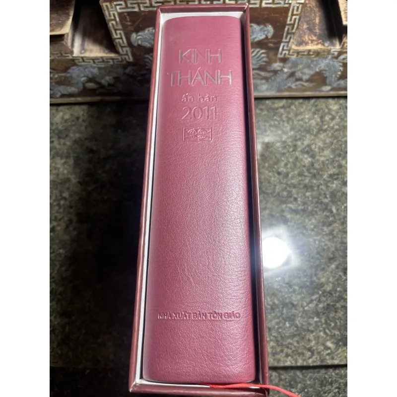 Kinh Thánh ấn bản 2011 fullbox bìa da 929858