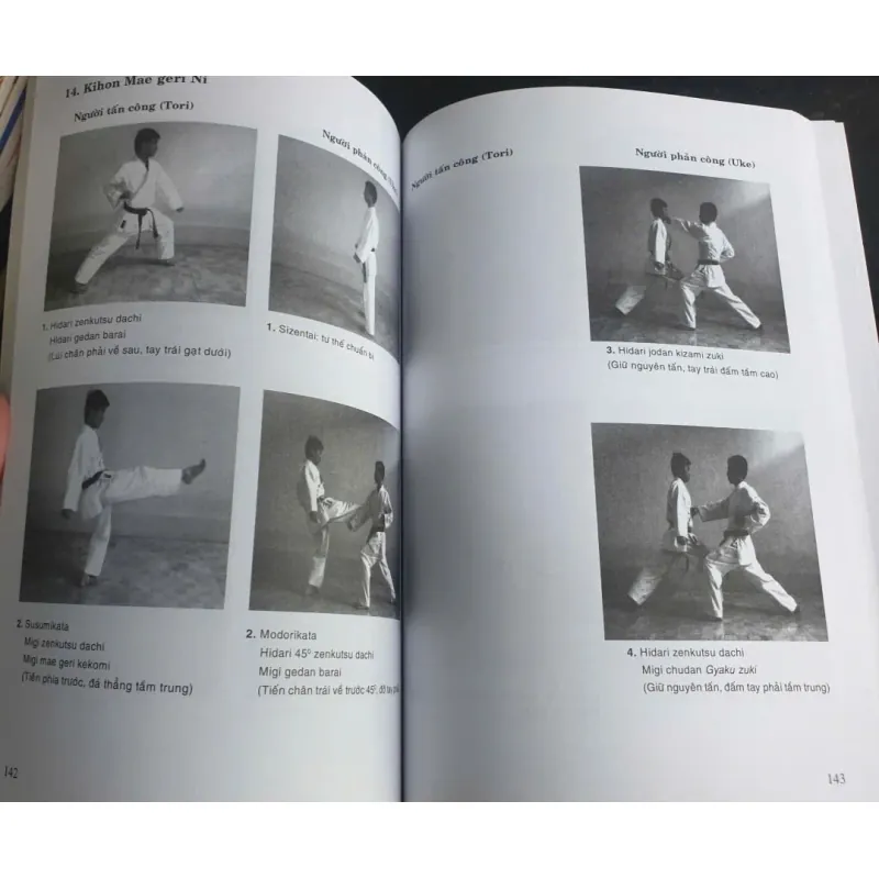 Sách Giáo Trình Karate Đặc Biệt Dành Cho Sinh Viên Không Chuyên 696658