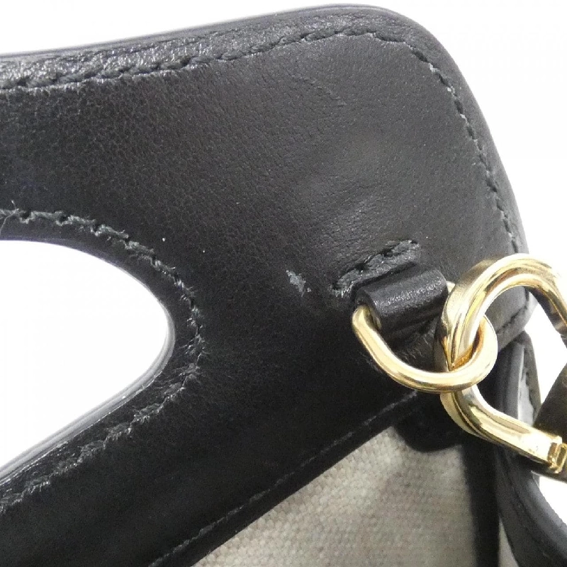 Túi xách vai Gucci 723776 UM8HG 613561