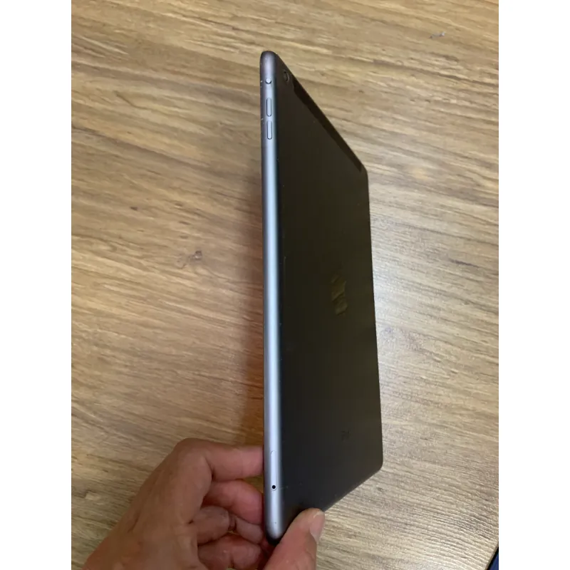 Máy tính bảng iPad 9 Gen Wi-Fi 32GB silver cũ 682850