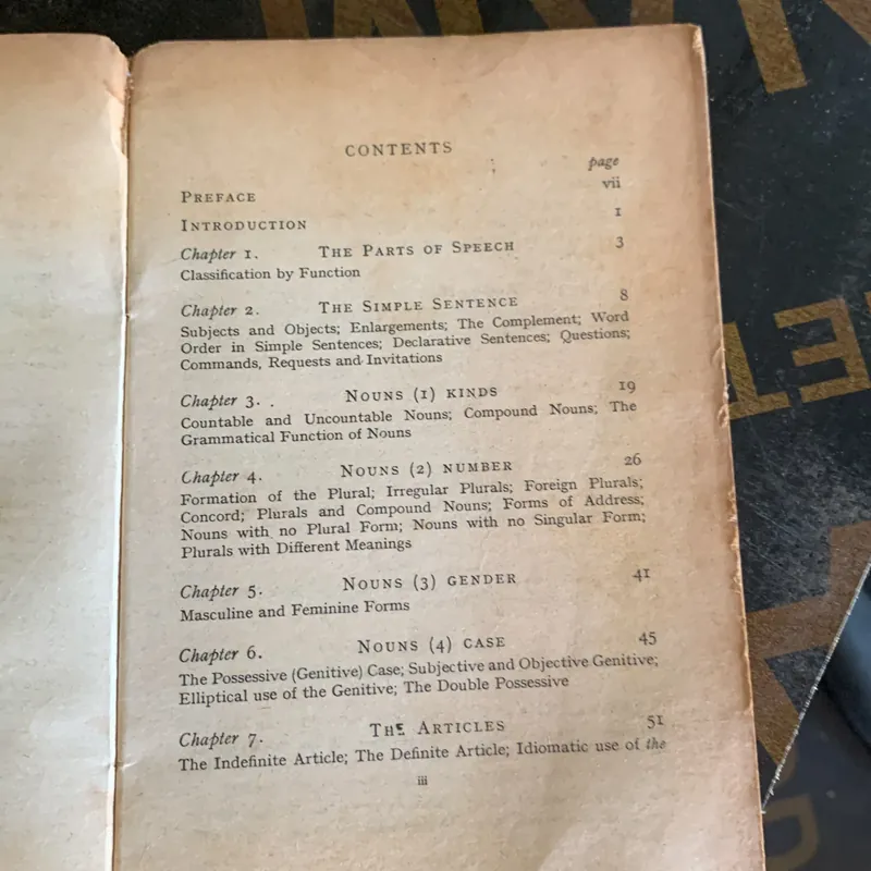 A NEW COURSE IN ENGLISH GRAMMAR,  of Zien-Mong English  575363