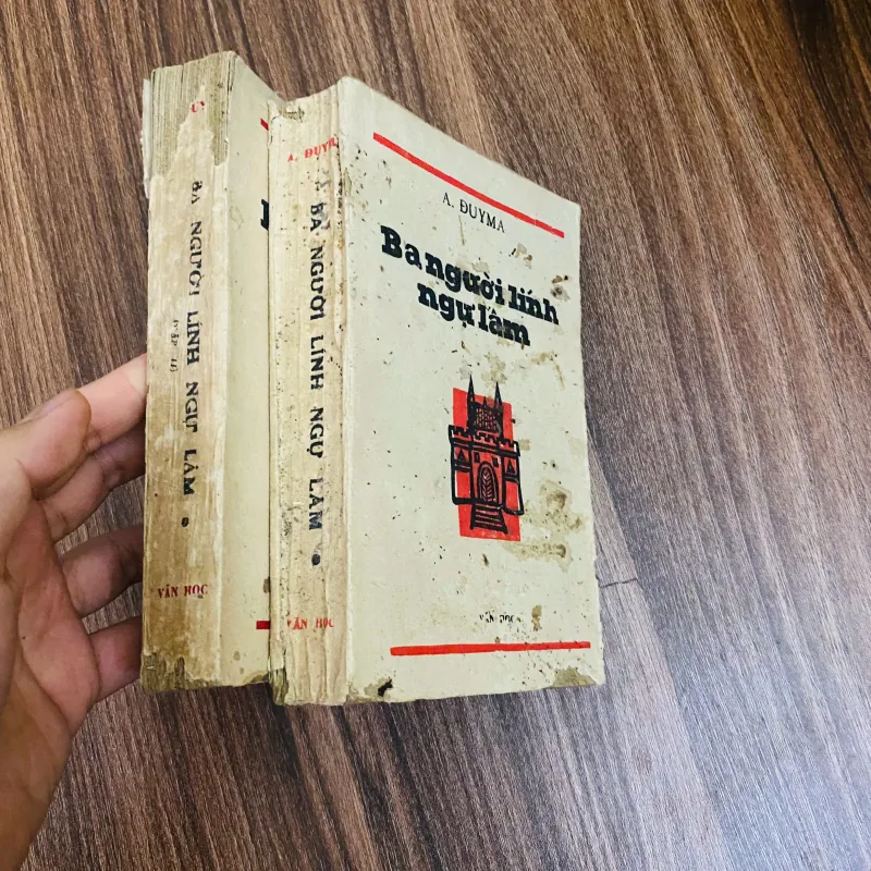 Bộ 2 quyển - Ba người lính ngự lâm - Alexandre Dumas#HATRA 956930