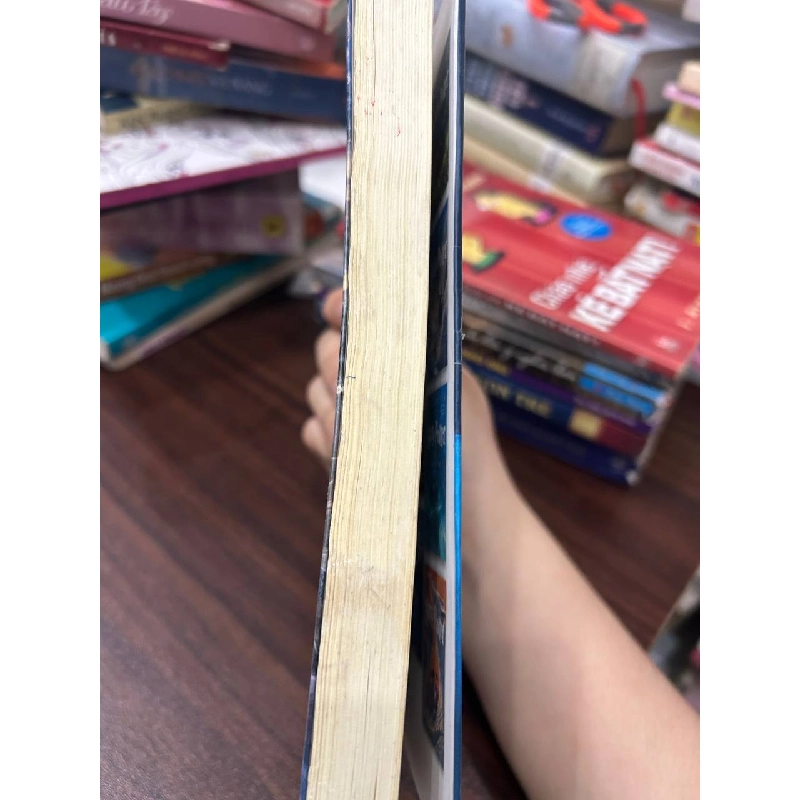 Harry Potter và Hòn Đá Phù Thủy - J.K. Rowling - J.K. Rowling - BT - J.K. Rowling 1013342